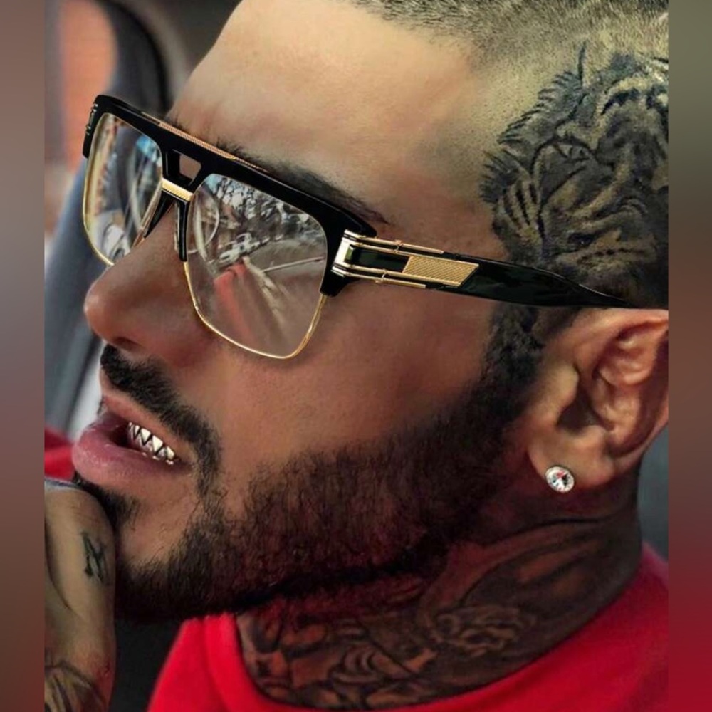 Stylish Black and Gold Sunglasses